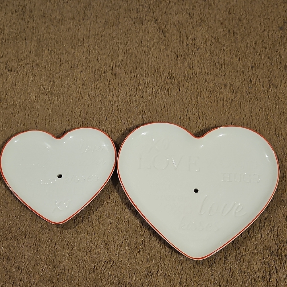 Coco + Lola Heart-Shaped Ceramic Decor Dishes